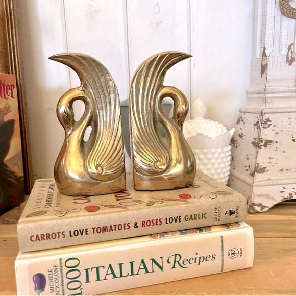 Accents Vintage Mid Century Authentic Brass Swan Bookends Mcm Set Of